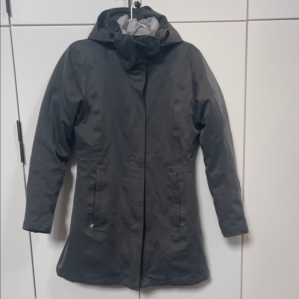 🚨Patagonia Women’s Tres 3 in 1 Parka Small - Picture 5 of 14